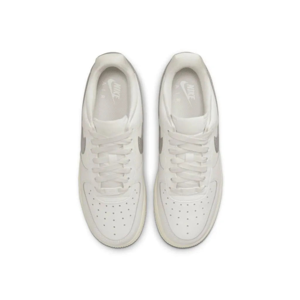 Nike Air Force 1 07 Premium Men's Shoes
