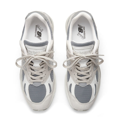 in UK 991 'Nimbus Cloud'