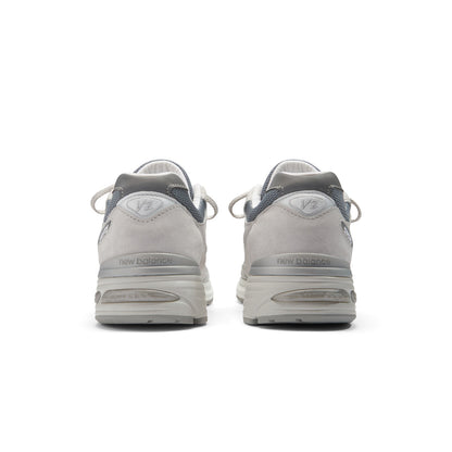 in UK 991 'Nimbus Cloud'