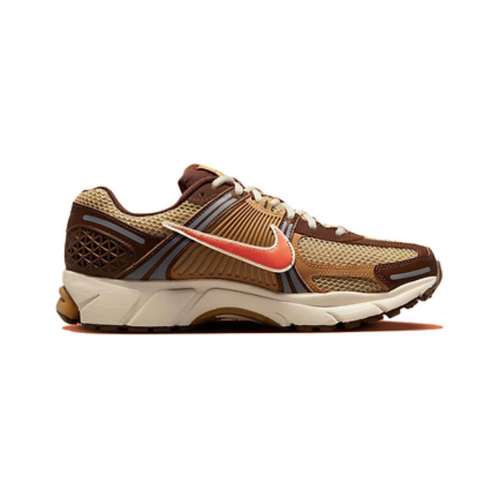 Nike Air Zoom Vomero 5 Shoes