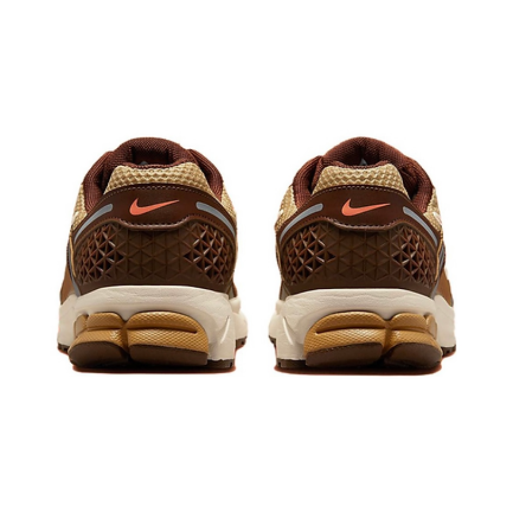 Nike Air Zoom Vomero 5 Shoes