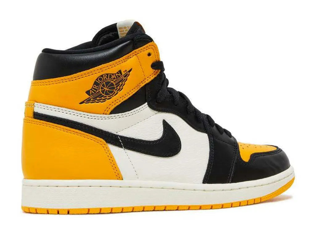 Nike Air Jordan 1 Retro High OG First in Flight Women's Shoes